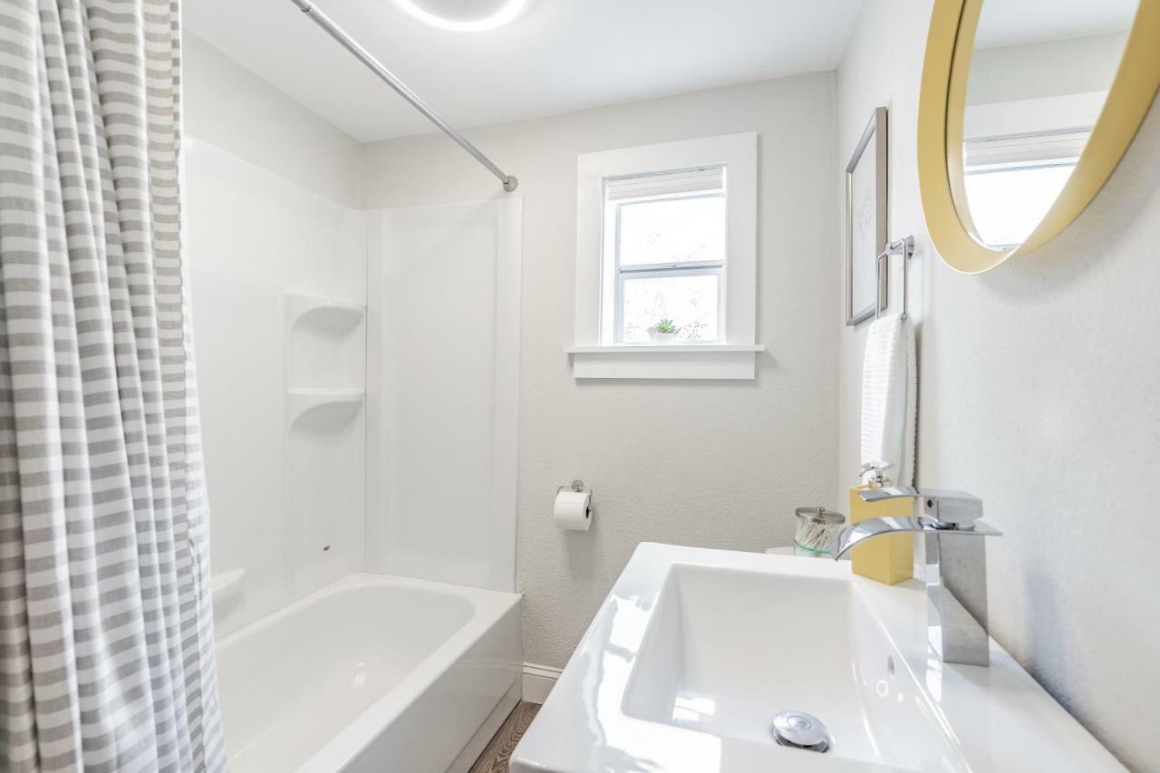 The Urban Nest Hotel Тампа Екстериор снимка